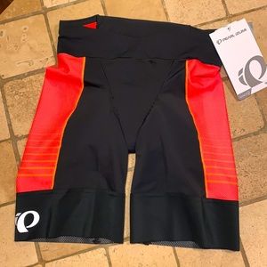 **NWT - Pearl iZumi Women’s Padded Bike Shorts, size S. Brand New!!